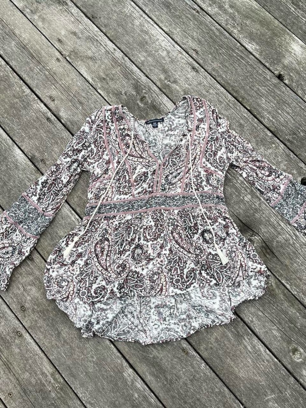 American Eagle Outfitters ivory + multi paisley print boho blouse